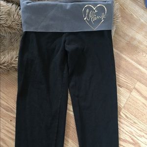 Victoria’s Secret Pink Crop Leggings